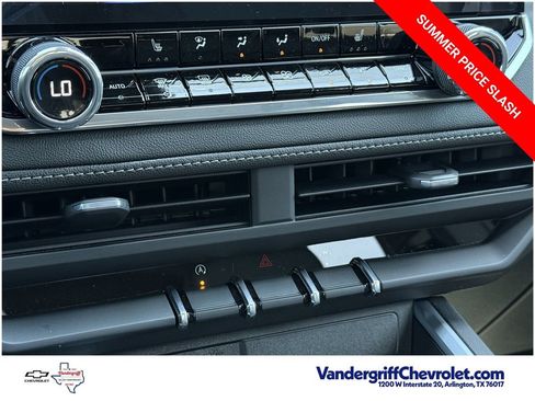 New 2026 Chevrolet Colorado LT w/ LT Convenience Package AWD/4WD image 16