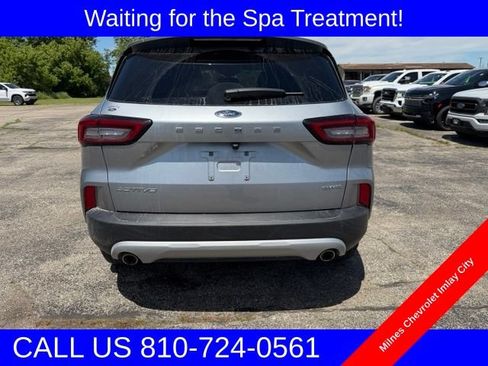 Used 2024 Ford Escape Active AWD/4WD image 2
