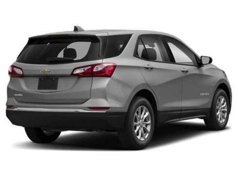 Used 2021 Chevrolet Equinox LS w/ LS Convenience Package AWD/4WD image 2