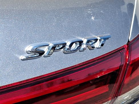 Used 2023 Honda Civic Sport image 30