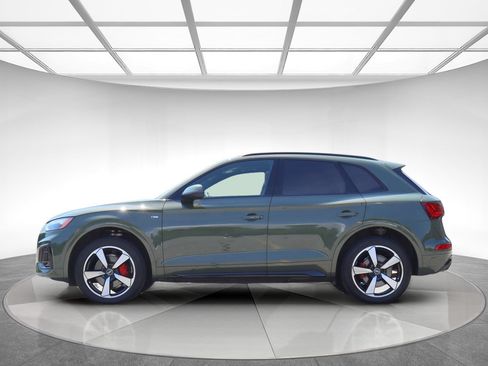 Used 2024 Audi Q5 2.0T Premium Plus w/ Premium Plus Package AWD/4WD image 4