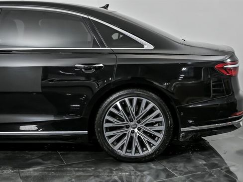 Used 2020 Audi A8 L 4.0T image 7