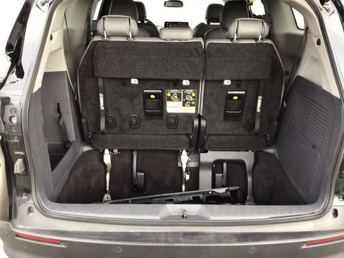 Used 2024 Toyota Sienna XLE image 13