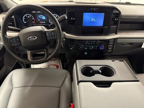 New 2026 Ford F350 XL w/ XL Chrome Package image 18