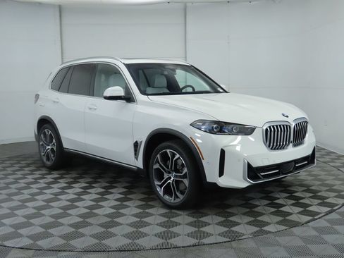 Used 2026 BMW X5 sDrive40i RWD image 4