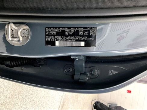 Used 2023 Volvo XC60 B5 Core w/ Climate Package image 42