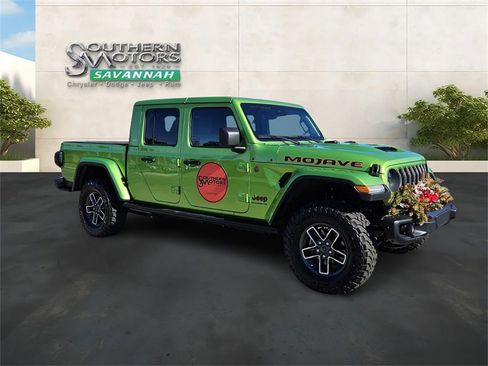 New 2025 Jeep Gladiator Mojave image 7