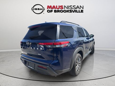Certified 2024 Nissan Pathfinder SV FWD image 13
