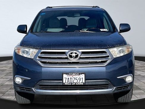 Used 2013 Toyota Highlander Plus image 4