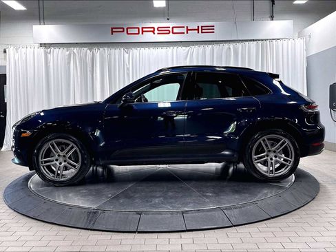 Used 2021 Porsche Macan AWD/4WD image 2