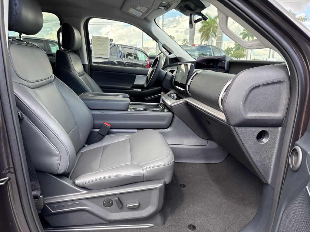 New 2026 Ford Expedition Max Active RWD image 22