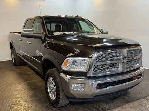 Used 2013 RAM 2500 Longhorn w/ Convenience Group AWD/4WD image 3