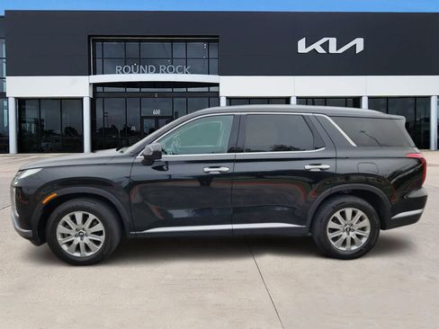 Used 2024 Hyundai Palisade SEL FWD image 4