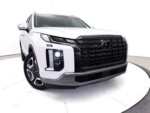 Used 2024 Hyundai Palisade Limited FWD image 8