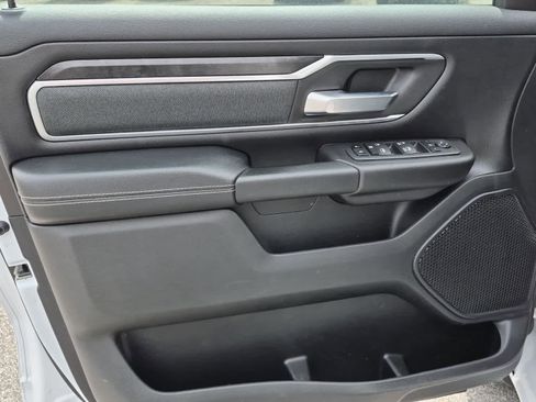 Used 2022 RAM 1500 Big Horn AWD/4WD image 11