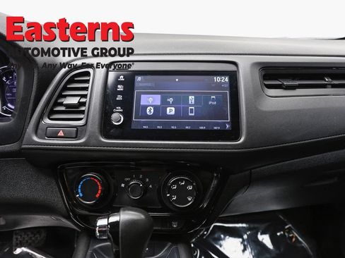 Used 2022 Honda HR-V Sport image 11