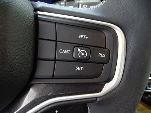 Certified 2022 Jeep Wagoneer Series I w/ Premium Group I AWD/4WD image 8