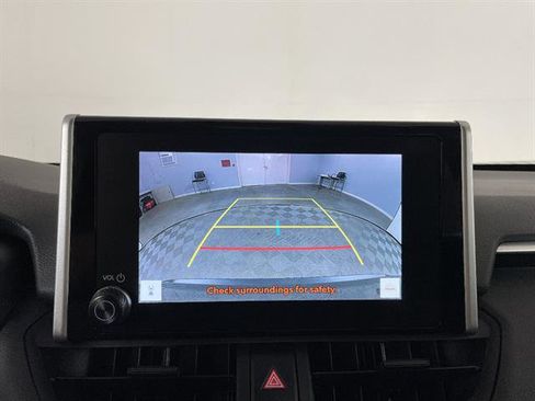Certified 2025 Toyota RAV4 LE AWD/4WD image 17