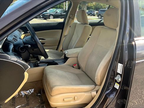 Used 2011 Honda Accord LX-P image 24