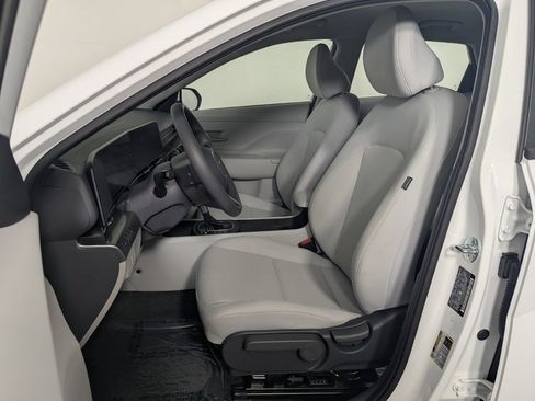 Used 2024 Hyundai Kona SE FWD image 14