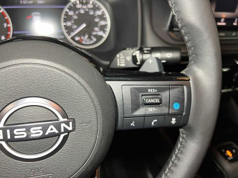 Used 2022 Nissan Rogue SV w/ SV Premium Package FWD image 29