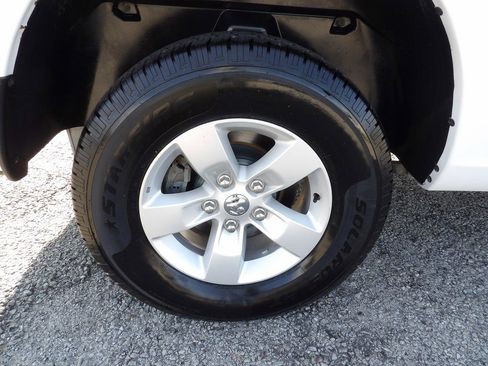 Used 2021 RAM 1500 Classic SLT image 51