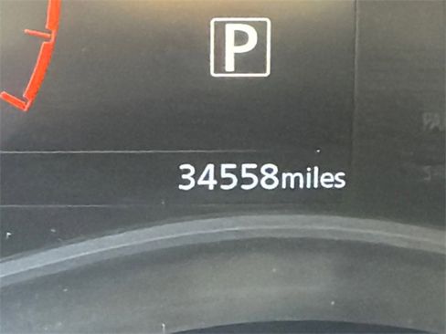 Used 2021 Nissan Kicks SV image 27