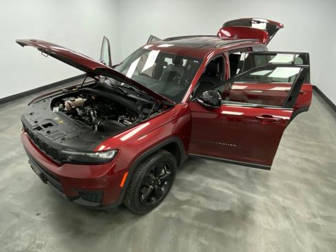 Used 2021 Jeep Grand Cherokee L Laredo image 47