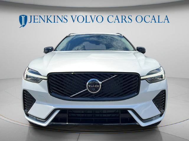 New 2026 Volvo XC60 B5 Plus AWD/4WD image 8