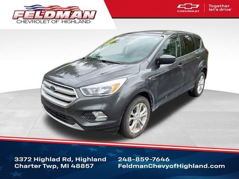 Used 2019 Ford Escape SE AWD/4WD image 1