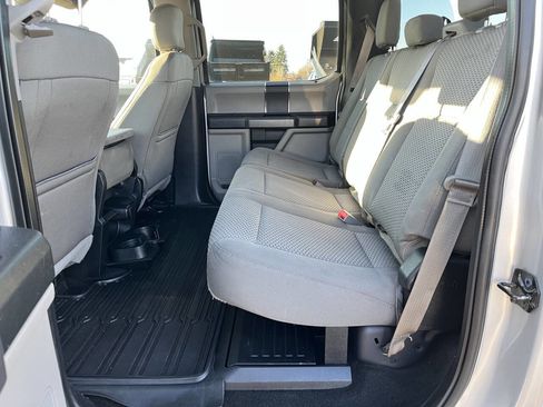 Used 2018 Ford F250 XLT w/ Camper Package image 17