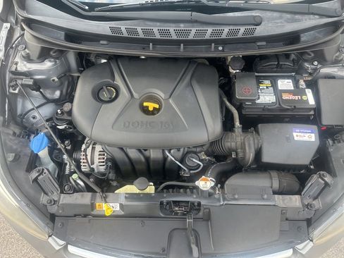 Used 2015 Hyundai Elantra SE w/ Option Group 02 image 27