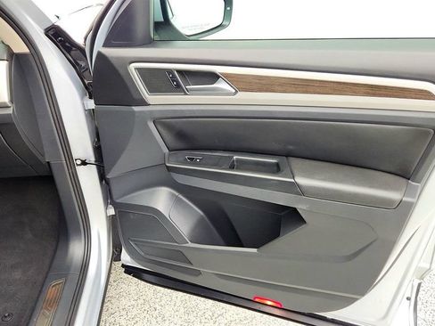 Used 2019 Volkswagen Atlas SEL AWD/4WD image 27