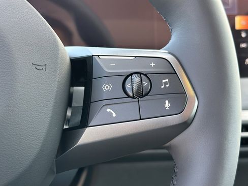 New 2026 BMW iX xDrive60 w/ M Sport Package image 34