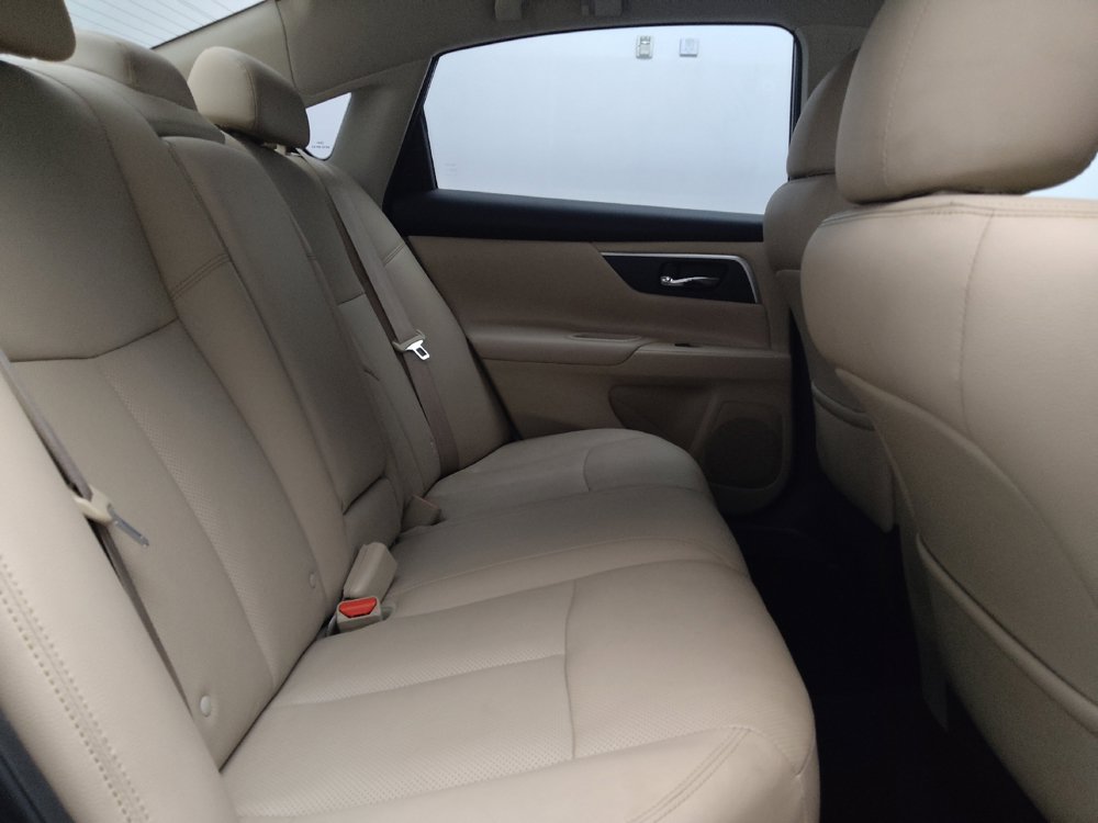 Used 2016 Nissan Altima 2.5 SL FWD image 19