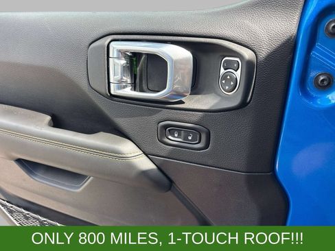 Used 2026 Jeep Wrangler Unlimited Sahara AWD/4WD image 15