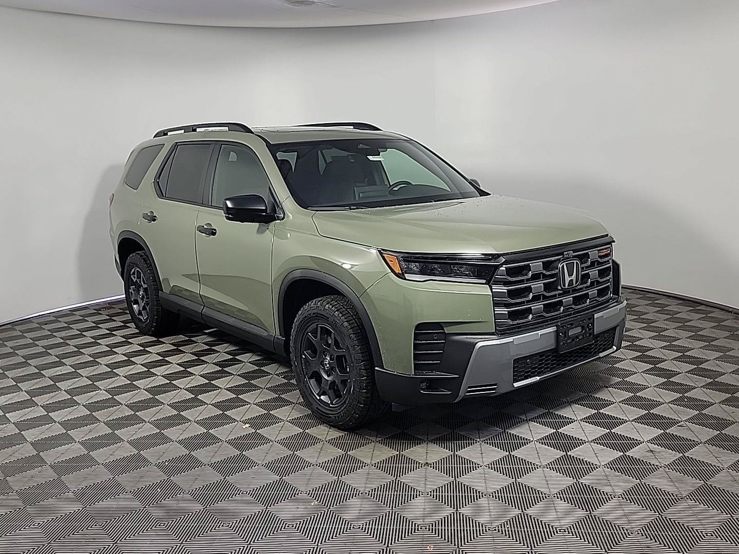 New 2026 Honda Pilot TrailSport image 1