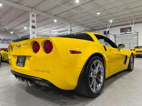 Used 2009 Chevrolet Corvette Z06 w/ Preferred Equipment Group RWD image 3