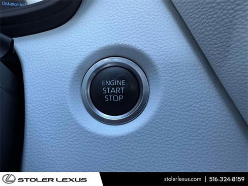 Used 2022 Toyota Corolla SE image 39