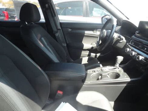 Used 2024 Honda Civic Sport image 10