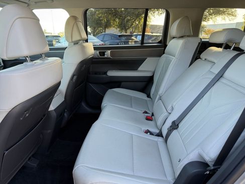 Used 2025 Hyundai Santa Fe SEL image 25