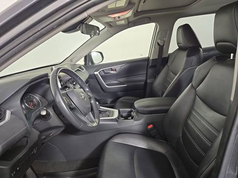 Used 2019 Toyota RAV4 XLE Premium w/ All Weather Liner Package image 12