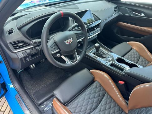 Used 2023 Cadillac CT4 V Blackwing w/ Watkins Glen IMSA Edition image 18