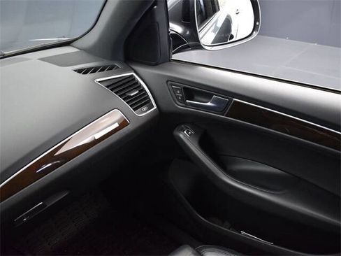 Used 2015 Audi Q5 2.0T Premium Plus w/ Technology Package image 10