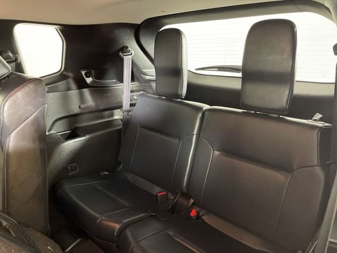 Used 2024 Mitsubishi Outlander SE image 40