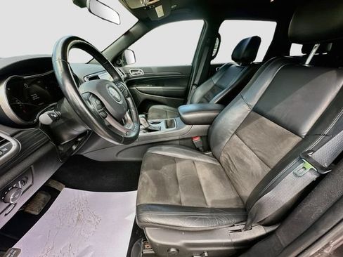 Used 2021 Jeep Grand Cherokee Laredo X AWD/4WD image 23