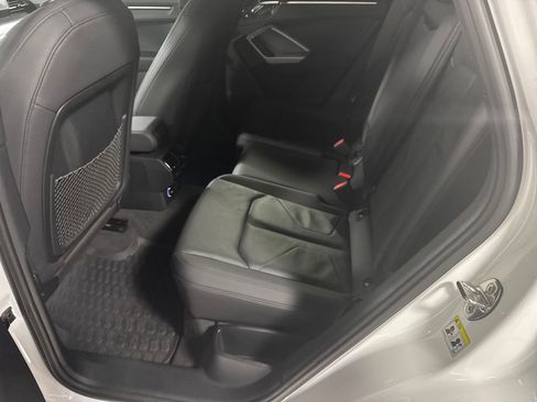 Used 2020 Audi Q3 2.0T Premium Plus w/ Premium Plus Package image 5