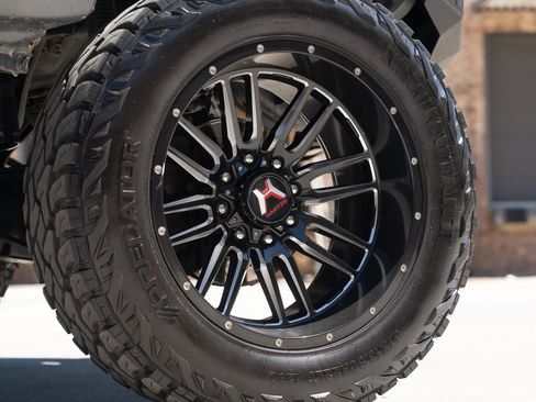 Used 2015 Ford F250 Lariat w/ Lariat Ultimate Package image 3