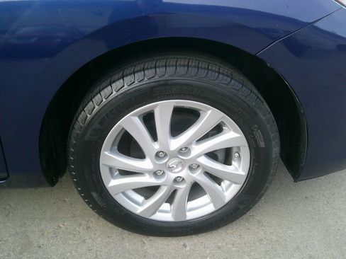 Used 2012 MAZDA MAZDA3 i Touring image 17