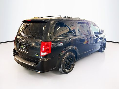 Used 2019 Dodge Grand Caravan GT FWD image 9